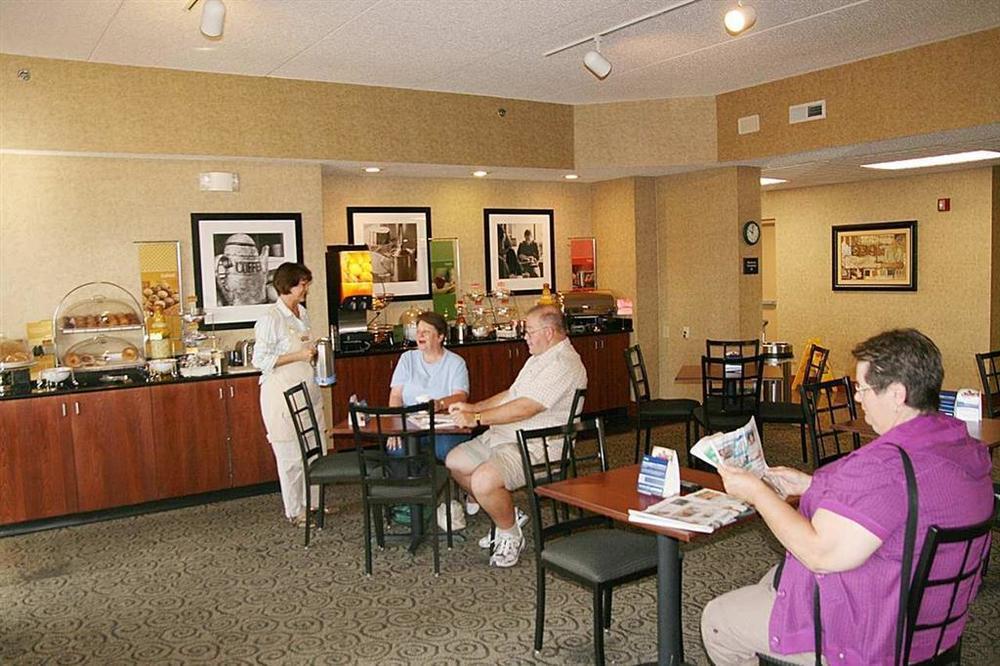 Hampton Inn Columbus/Delaware I-71 North Sunbury Étterem fotó